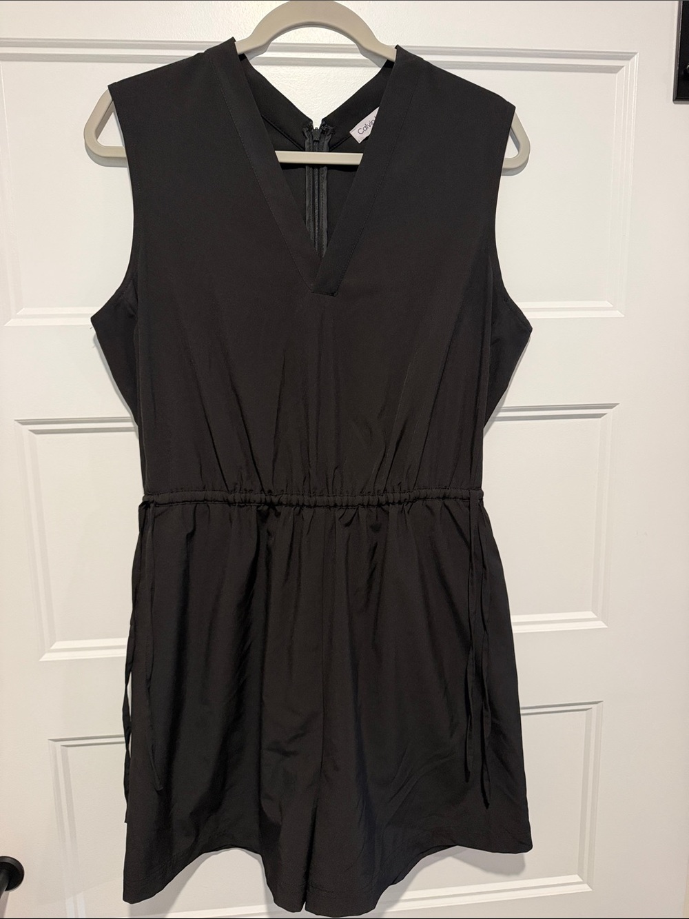 Sleevelese Black Atheltic V-Neck Women's Top Romper